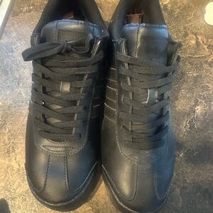 Men's Black Sneakers